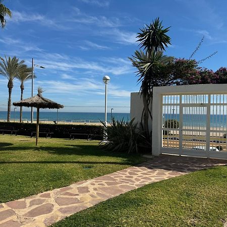 Apartamento Muchavista Primera Linea De Playa By El Conserje El Campello Exteriör bild